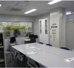 https://www.ksys.me.kyoto-u.ac.jp/wp-content/uploads/2018/11/Cleanroom1.jpg